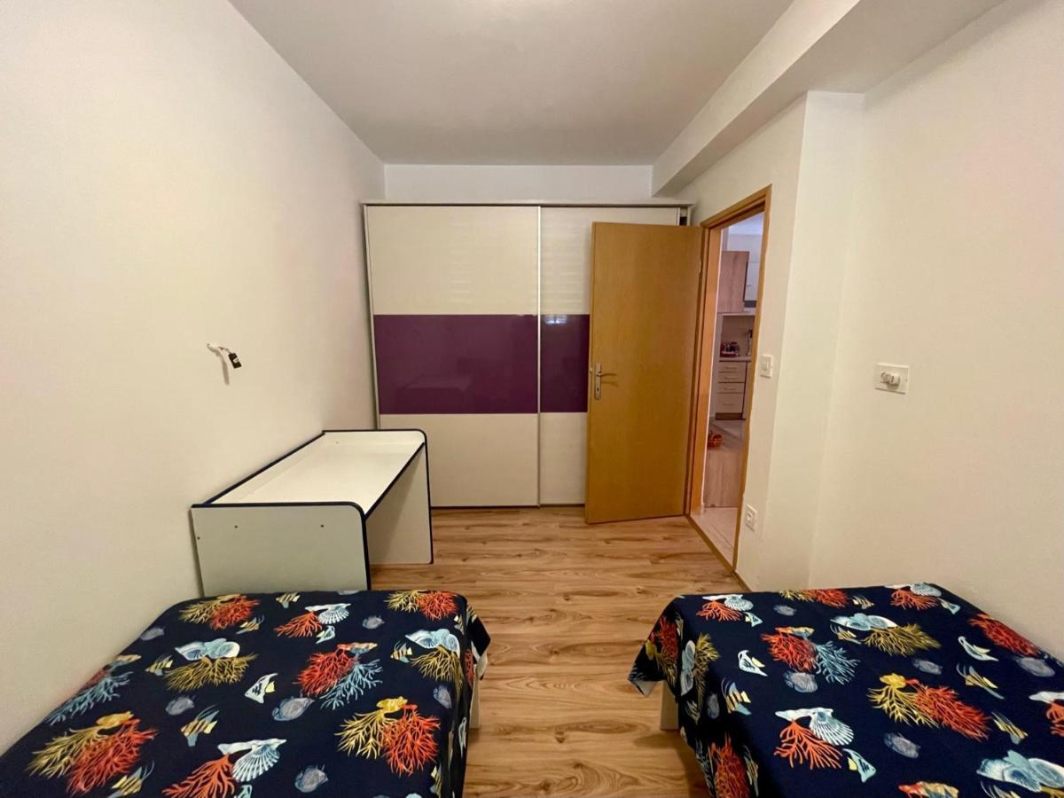 Lovro #1 & #2 Apartments Cres Exterior foto