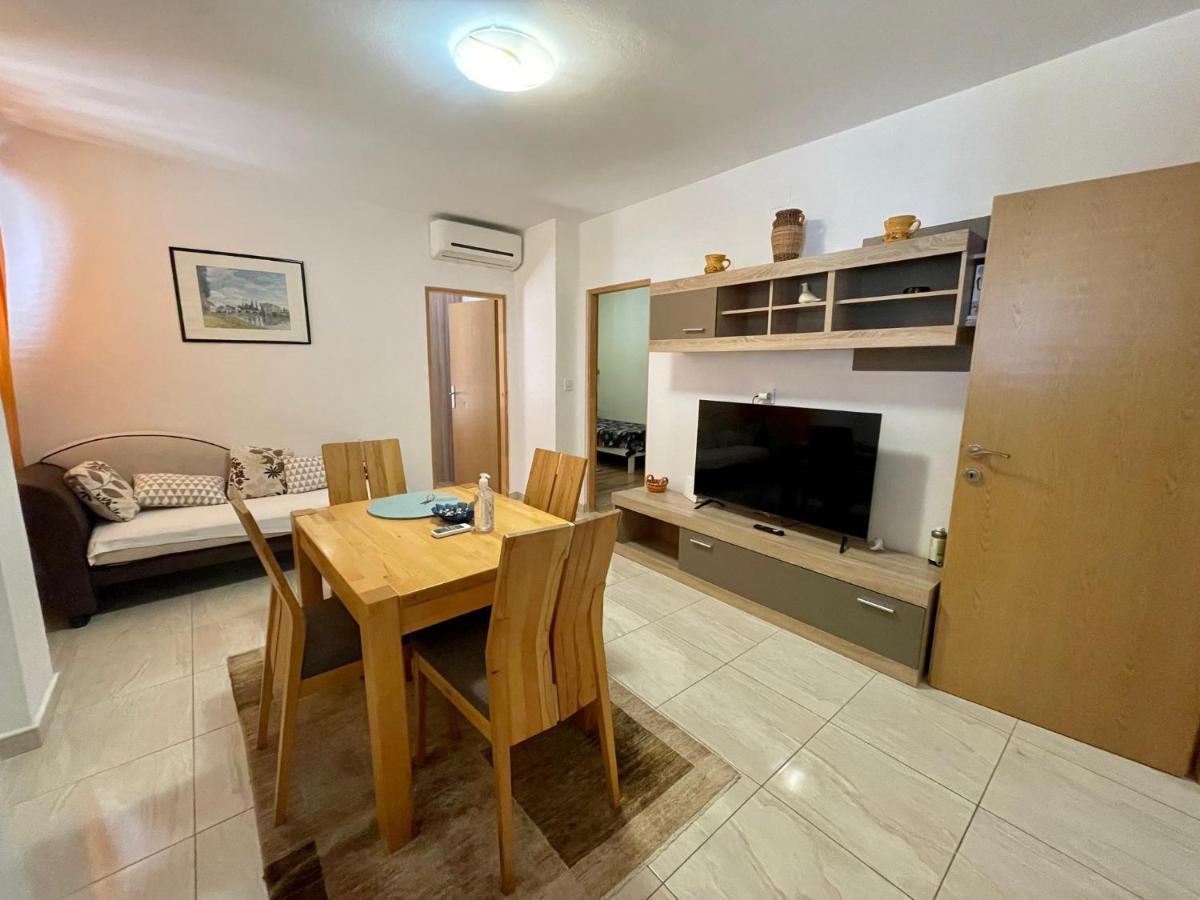 Lovro #1 & #2 Apartments Cres Exterior foto